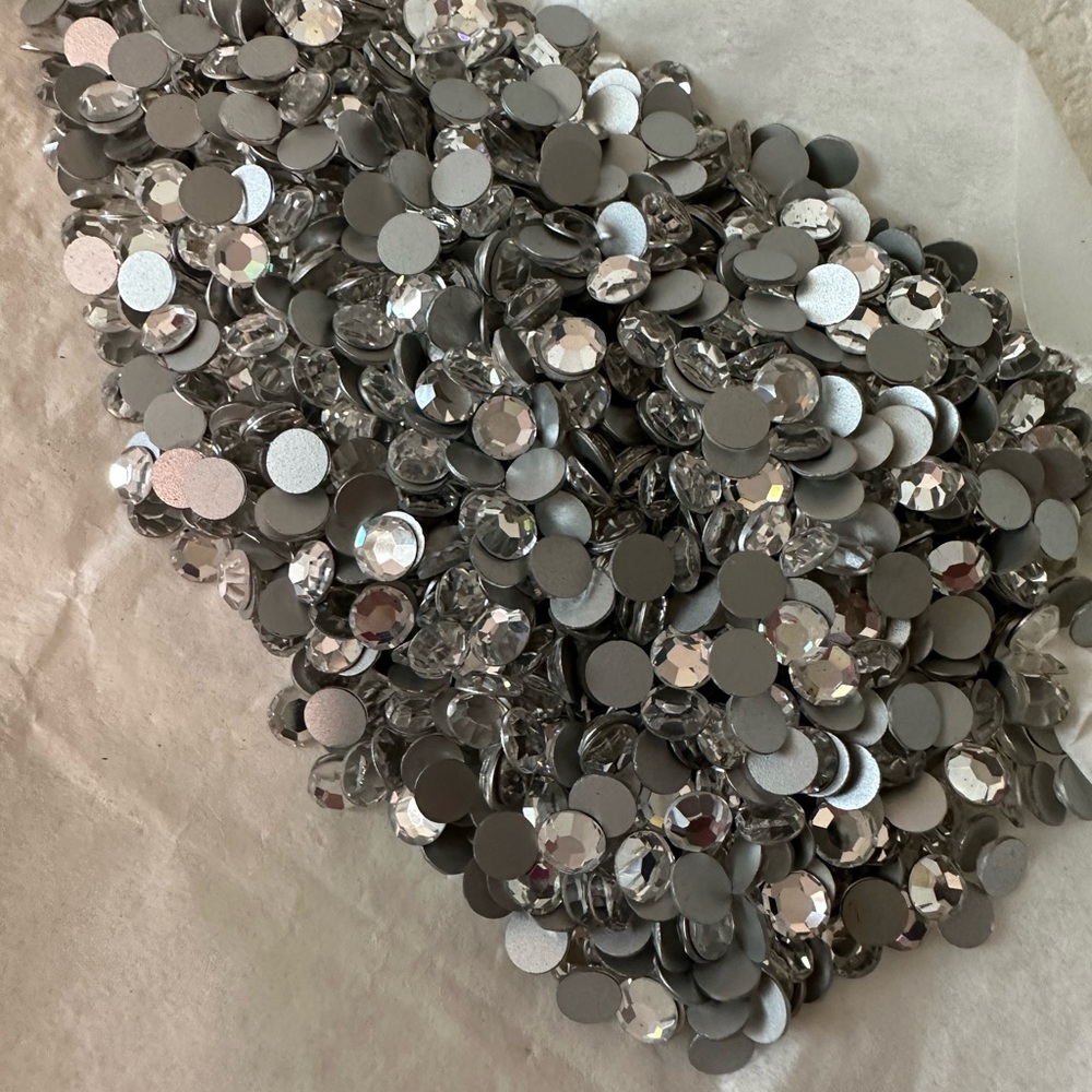 1 gross Clear Swarovski Rhinestones